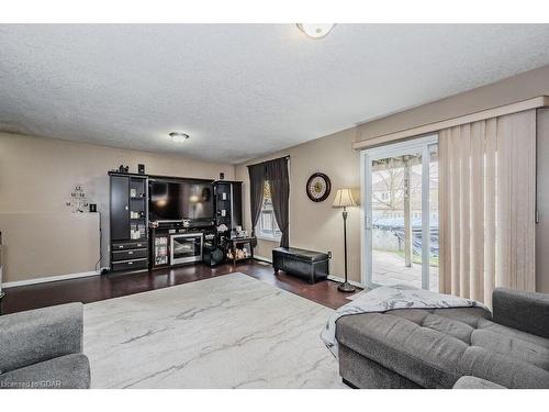 727 Zermatt Drive, Waterloo, ON - Indoor