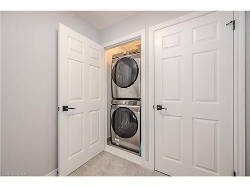 30 John Brabson Crescent, Guelph, ON - Indoor Photo Showing Laundry Room