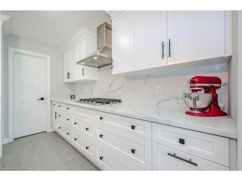 30 John Brabson Crescent, Guelph, ON - Indoor Photo Showing Kitchen