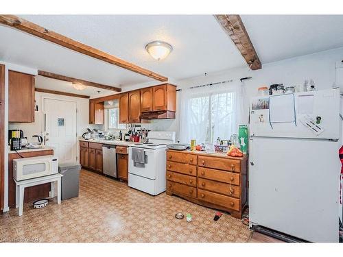 748 Scottsdale Dr Drive, Guelph, ON - Indoor Photo Showing Kitchen