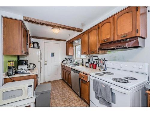 748 Scottsdale Dr Drive, Guelph, ON - Indoor Photo Showing Kitchen With Double Sink