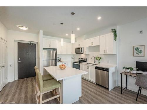 203-332 Gosling Gardens, Guelph, ON - Indoor Photo Showing Kitchen With Upgraded Kitchen