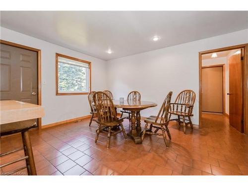 754238 2Nd Line Ehs, Mono, ON - Indoor Photo Showing Dining Room