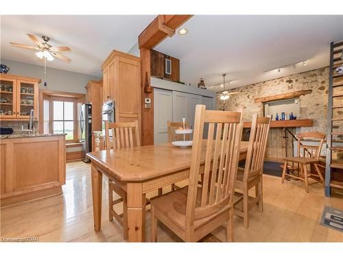 6086 5Th Line, Centre Wellington, ON - Indoor Photo Showing Dining Room