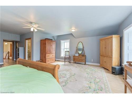 6086 5Th Line, Centre Wellington, ON - Indoor Photo Showing Bedroom