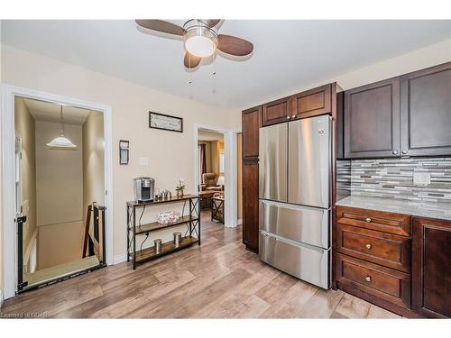 23 Dumbarton Street, Guelph, ON - Indoor Photo Showing Kitchen