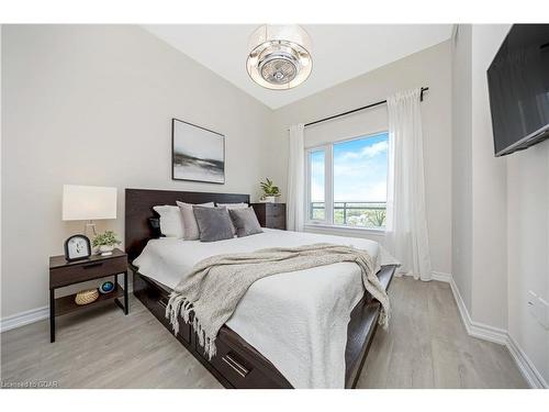 1109-716 Main Street East, Milton, ON - Indoor Photo Showing Bedroom