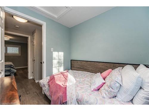 8-1550 Gordon Street, Guelph, ON - Indoor Photo Showing Other Room