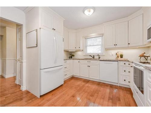 6224 Fifth Line, Fergus, ON - Indoor Photo Showing Kitchen