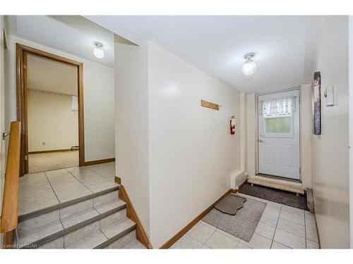 8 Smart Street, Guelph, ON - Indoor Photo Showing Other Room