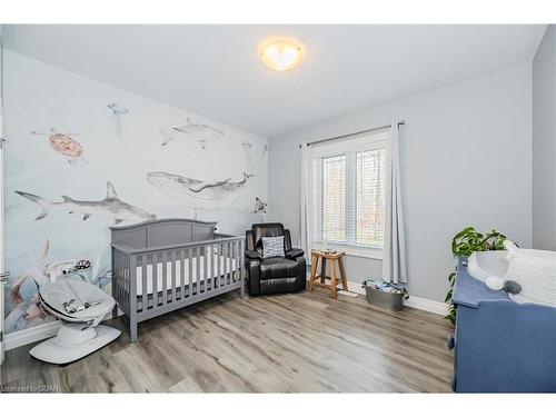 129 Ruth Anne Place, Moorefield, ON - Indoor Photo Showing Bedroom