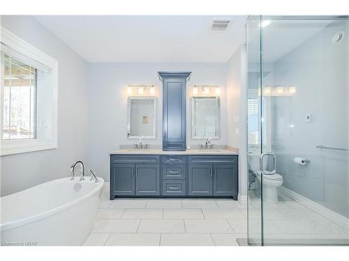 129 Ruth Anne Place, Moorefield, ON - Indoor Photo Showing Bathroom