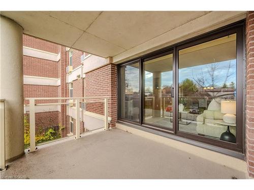 207-8 Christopher Court, Guelph, ON - Outdoor With Exterior