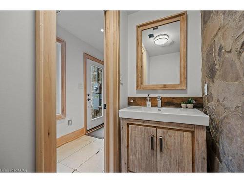 13567 Second Line, Milton, ON - Indoor Photo Showing Bathroom