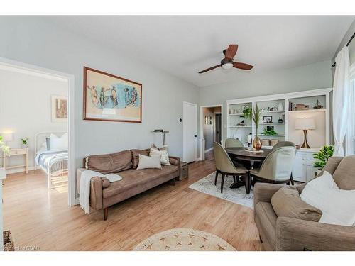 174 Ferguson Street, Guelph, ON - Indoor Photo Showing Living Room