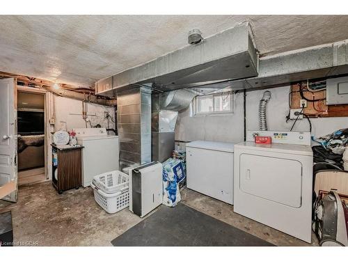 174 Ferguson Street, Guelph, ON - Indoor Photo Showing Laundry Room