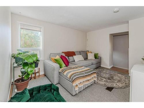 174 Ferguson Street, Guelph, ON - Indoor Photo Showing Living Room