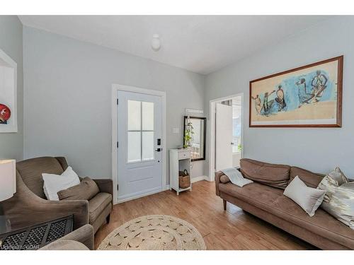 174 Ferguson Street, Guelph, ON - Indoor Photo Showing Living Room