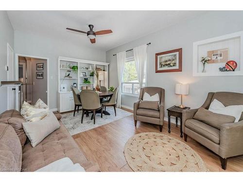 174 Ferguson Street, Guelph, ON - Indoor Photo Showing Living Room