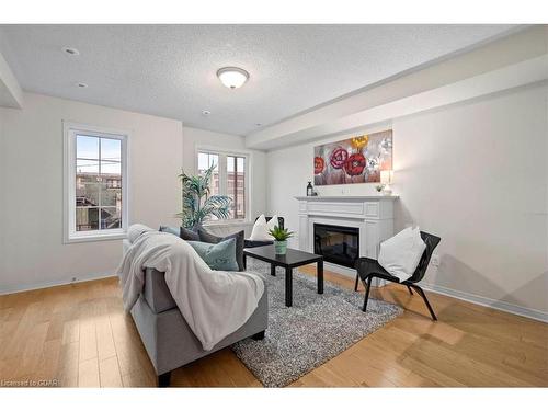 34-5 Armstrong Street Street, Orangeville, ON - Indoor Photo Showing Living Room With Fireplace