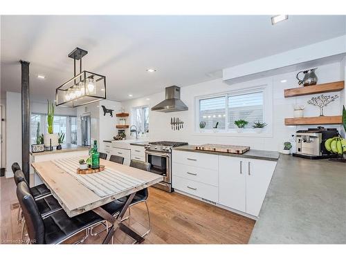 184 Dufferin St Street, Guelph, ON - Indoor Photo Showing Dining Room