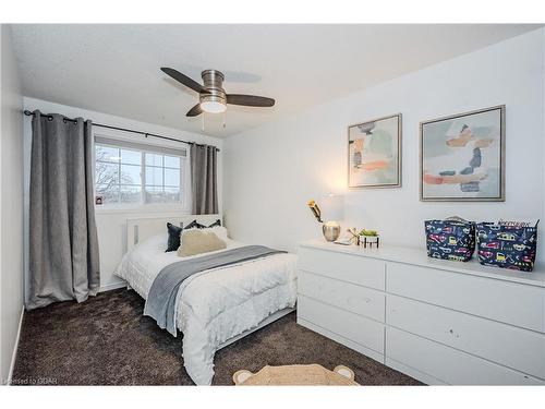 184 Dufferin St Street, Guelph, ON - Indoor Photo Showing Bedroom