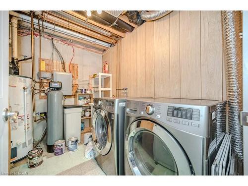 77-920 Edinburgh Road S, Guelph, ON - Indoor Photo Showing Laundry Room