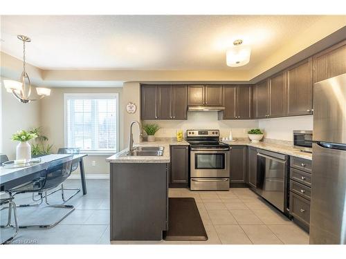 622 B Woodlawn Road E, Guelph, ON - Indoor Photo Showing Kitchen With Stainless Steel Kitchen With Double Sink With Upgraded Kitchen