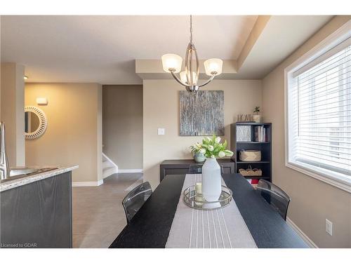 622 B Woodlawn Road E, Guelph, ON - Indoor Photo Showing Dining Room