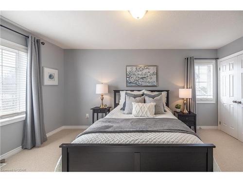 622 B Woodlawn Road E, Guelph, ON - Indoor Photo Showing Bedroom