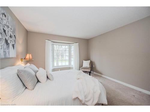 20 Honeysuckle Drive, Guelph, ON - Indoor Photo Showing Bedroom