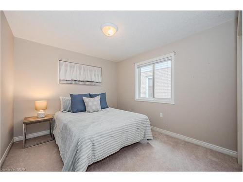 20 Honeysuckle Drive, Guelph, ON - Indoor Photo Showing Bedroom