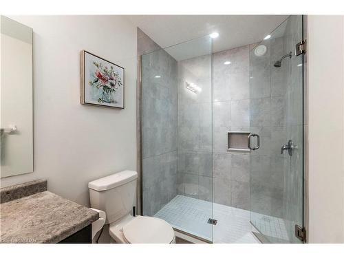 44 Kay Crescent, Guelph, ON - Indoor Photo Showing Bathroom