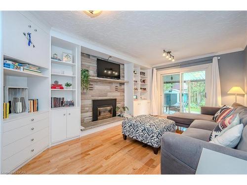 83 Rickson Avenue, Guelph, ON - Indoor Photo Showing Living Room With Fireplace