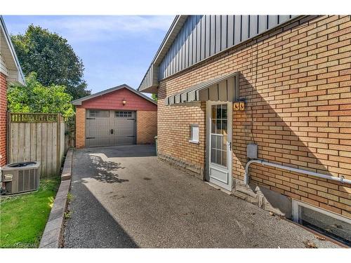 10 Collingwood Street, Guelph, ON - Outdoor With Exterior