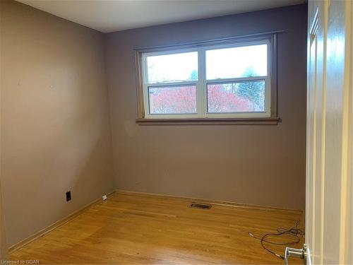 10 Collingwood Street, Guelph, ON - Indoor Photo Showing Other Room