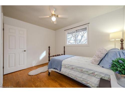 4 Lambert Crescent, Guelph, ON - Indoor Photo Showing Bedroom