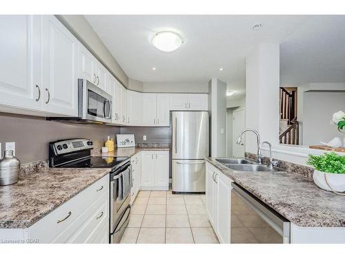 50 Wilkie Crescent, Guelph, ON - Indoor Photo Showing Kitchen With Double Sink With Upgraded Kitchen