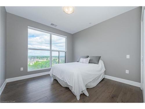 709-1878 Gordon Street, Guelph, ON - Indoor Photo Showing Bedroom