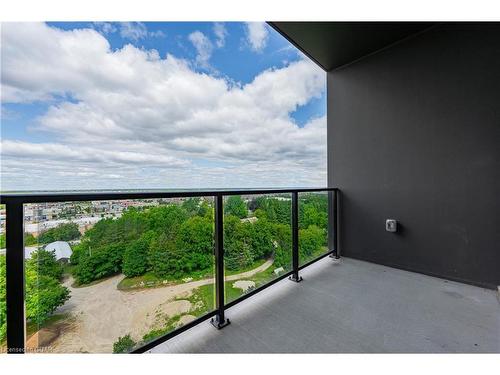 709-1878 Gordon Street, Guelph, ON - Outdoor With View