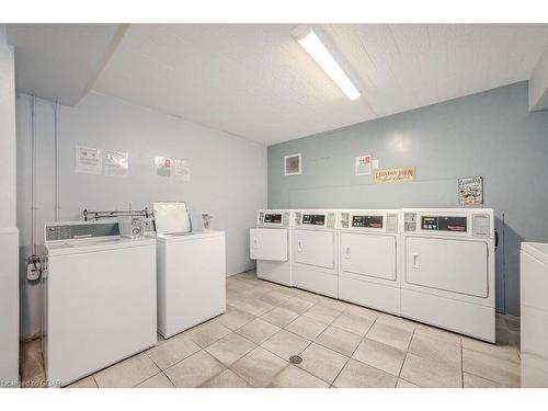 303-91 Conroy Crescent, Guelph, ON - Indoor Photo Showing Laundry Room