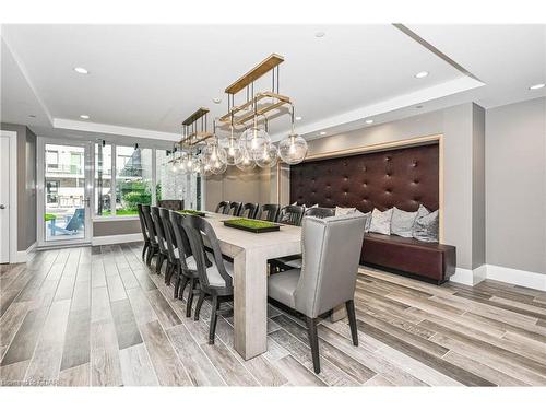 801-73 Arthur Street S, Guelph, ON - Indoor Photo Showing Dining Room