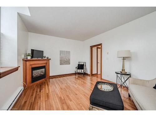 8-196 Arthur Street N, Guelph, ON - Indoor Photo Showing Other Room With Fireplace