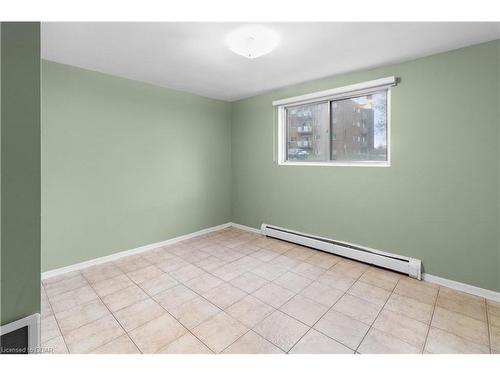 3-8 Delaware Avenue, Guelph, ON - Indoor Photo Showing Other Room