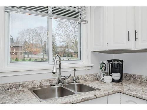 5485 Highway 6 N, Guelph, ON - Indoor Photo Showing Kitchen With Double Sink