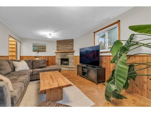 19 Birch Street, Guelph, ON - Indoor Photo Showing Living Room With Fireplace