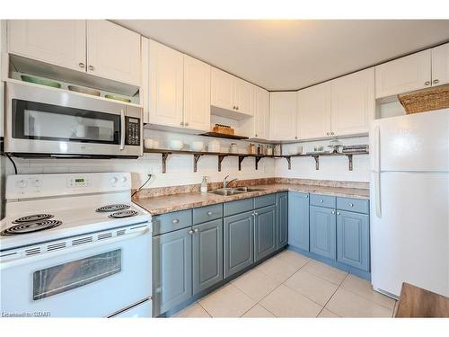 608-279 Chandler Drive, Kitchener, ON - Indoor Photo Showing Kitchen With Double Sink