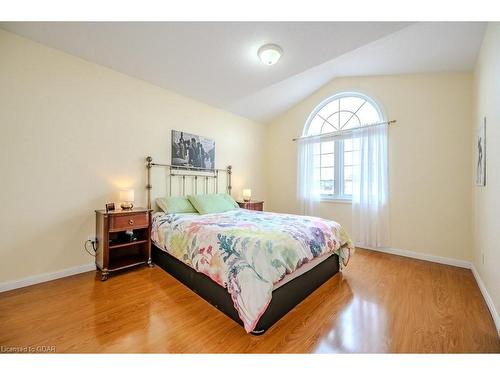 81 Windflower Drive, Kitchener, ON - Indoor Photo Showing Bedroom