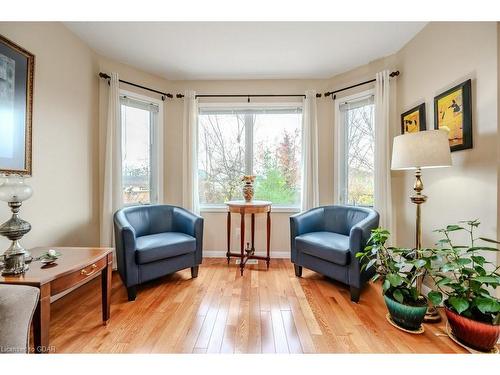 81 Windflower Drive, Kitchener, ON - Indoor Photo Showing Living Room