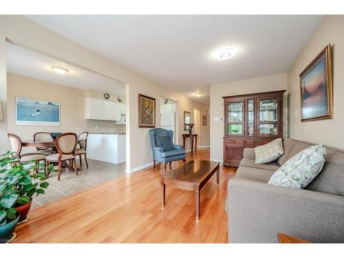 81 Windflower Drive, Kitchener, ON - Indoor Photo Showing Living Room